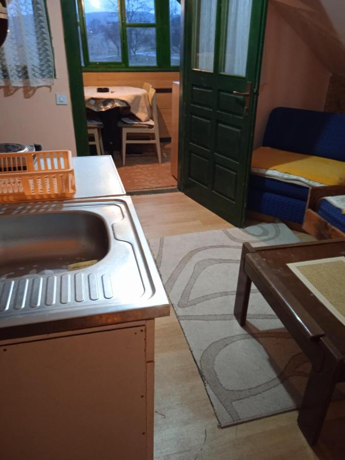 Holiday Home Vila Milka Kremna Extérieur photo