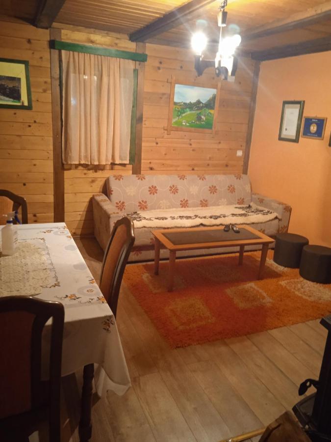 Holiday Home Vila Milka Kremna Extérieur photo