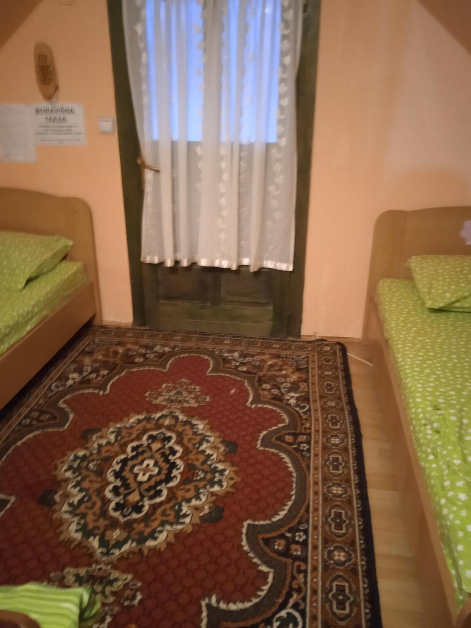 Holiday Home Vila Milka Kremna Extérieur photo