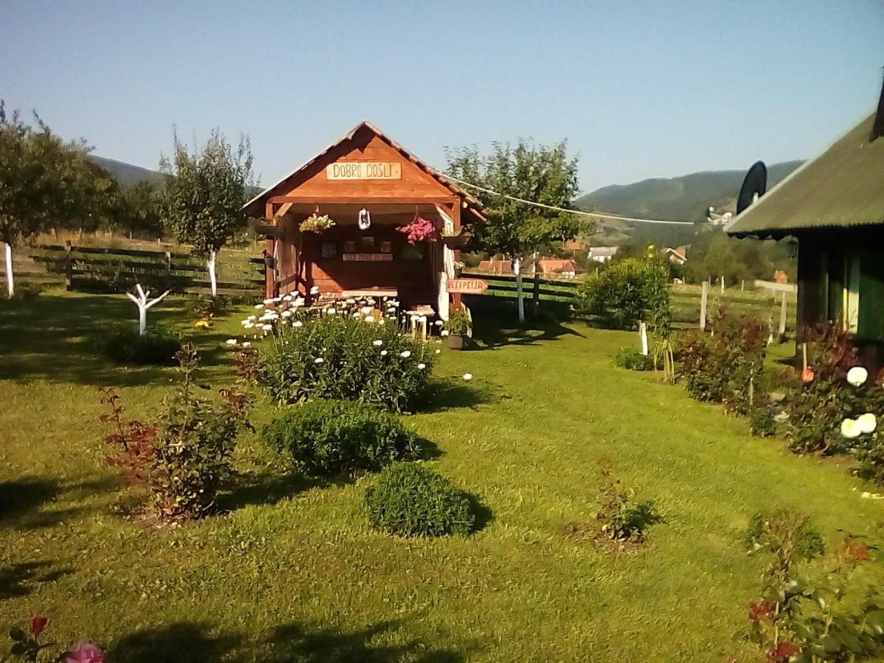 Holiday Home Vila Milka Kremna Extérieur photo